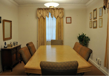 Arrangement Conference Room